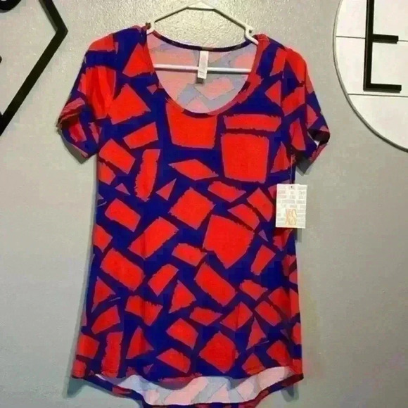 ❤️ LuLaRoe Classic T Shirt New With Tags Red & Blue - Picture 1 of 6